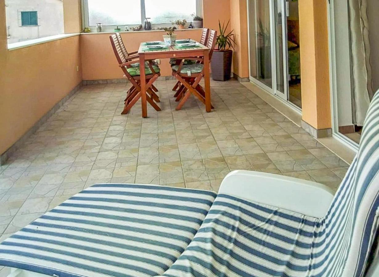 Apartments Leon Оребич Екстер'єр фото